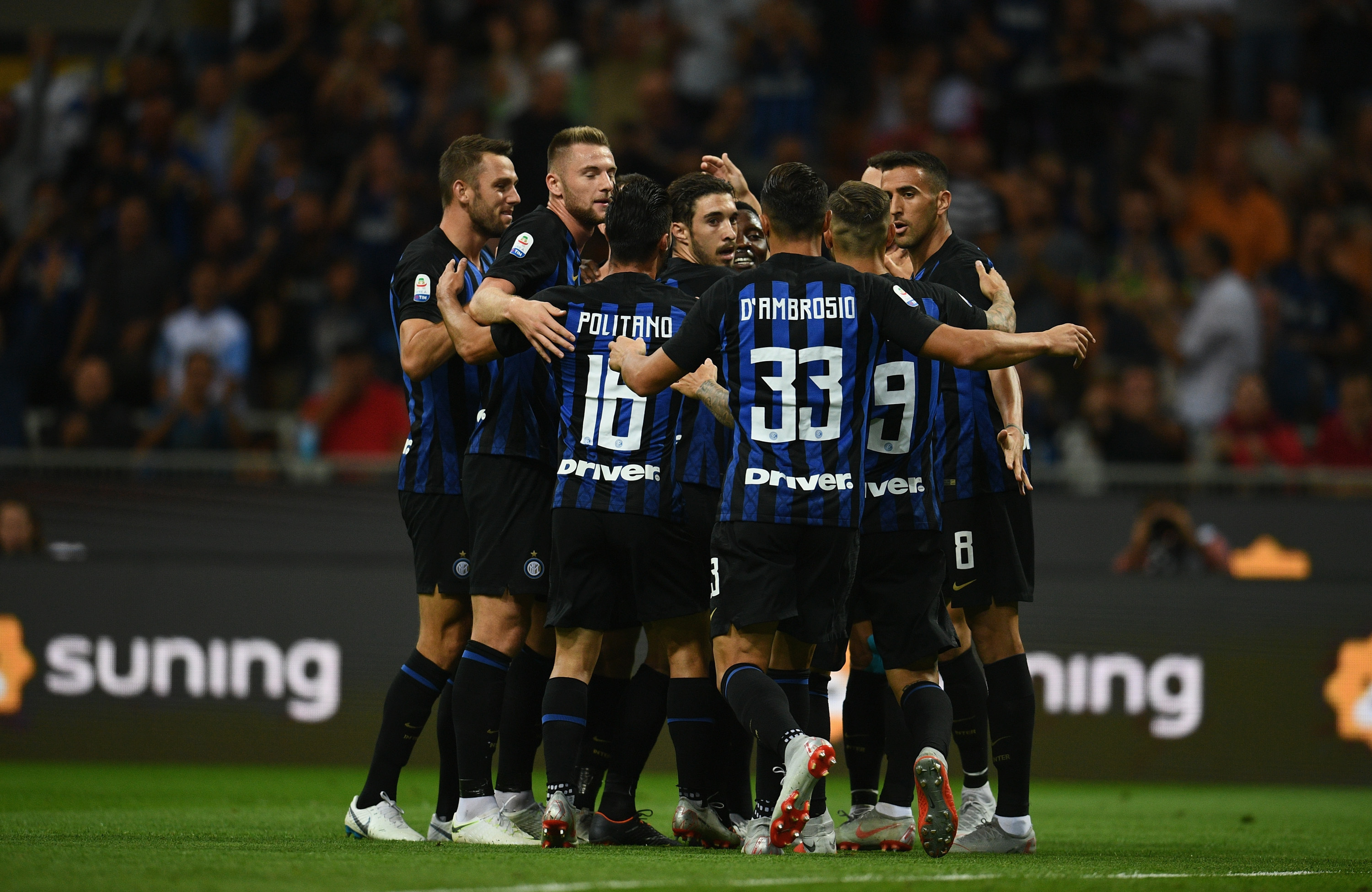 第四次，曼联错失进入欧冠区的机会。