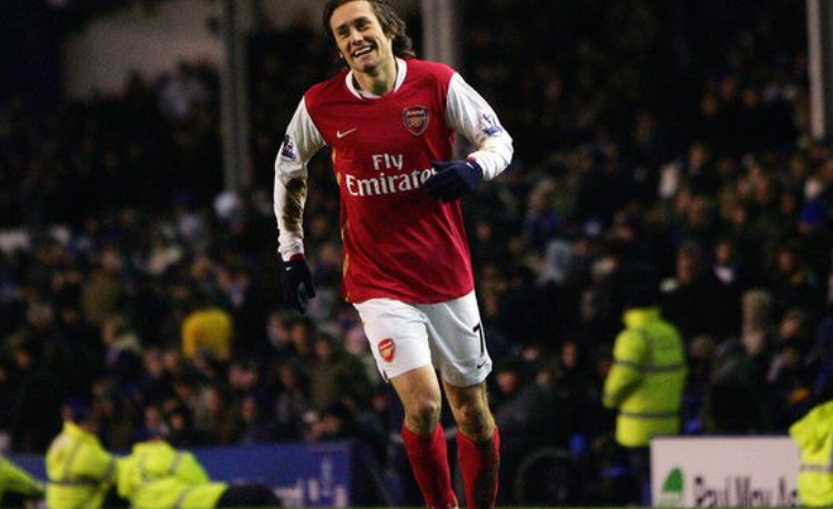 机敏前插破门，当选全场最佳，芒特越踢越好了，继续加油！