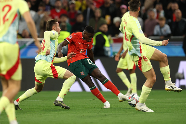 执教球队前4场3次战平，斯帕莱蒂是尤文队史主帅第二人