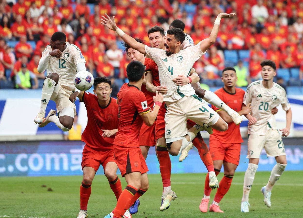 莫雷托：那不勒斯要和国米争焦瓦内，维罗纳愿意夏窗出售