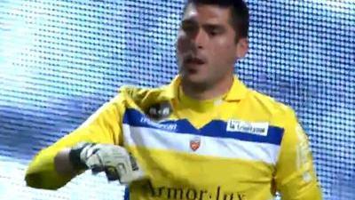 英超焦点战：维拉1-2绝杀阿森纳，曼城争冠机会大增