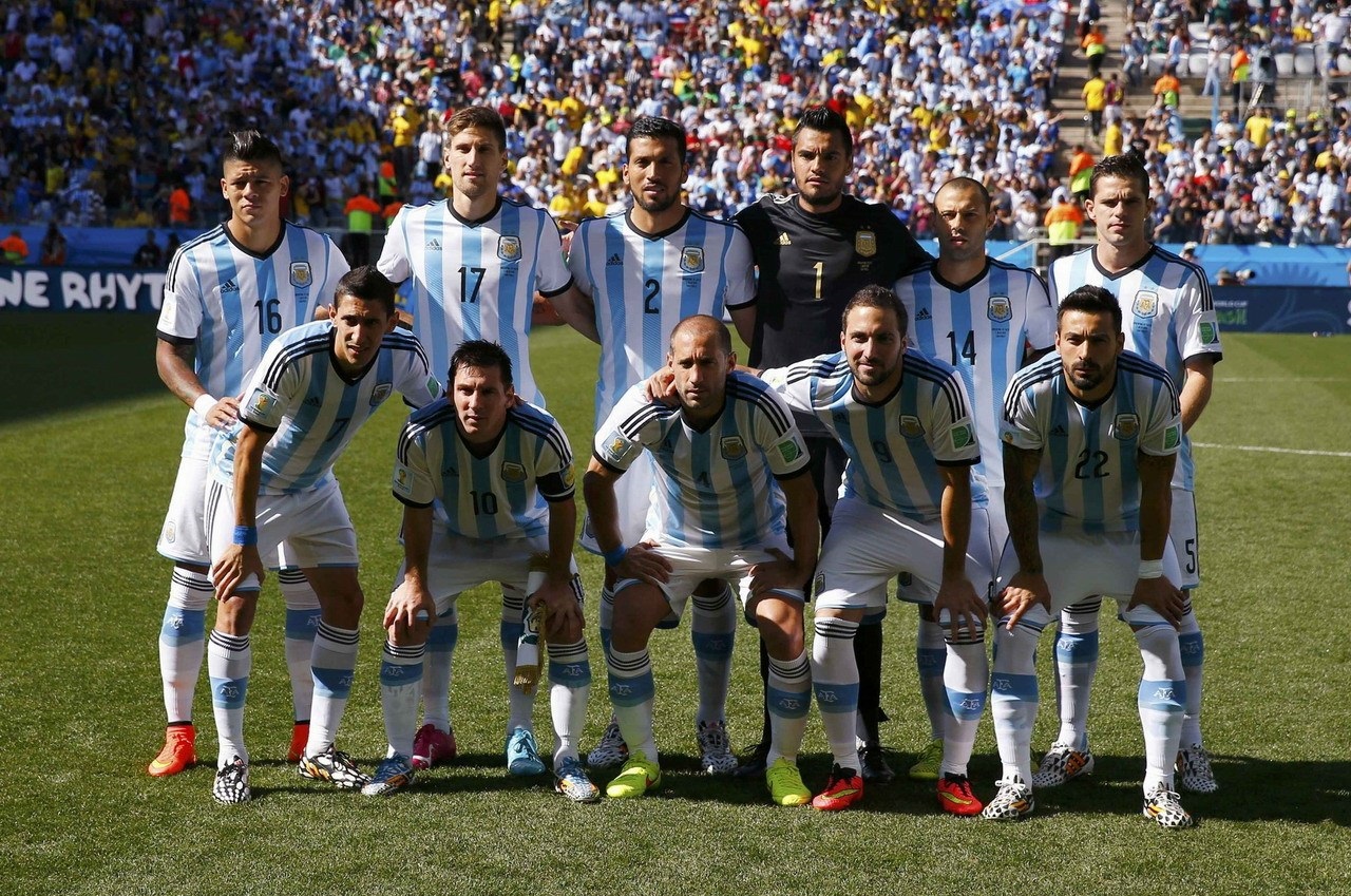 美记：湖人现在拥有最强的二人组，詹姆斯是时候离开了