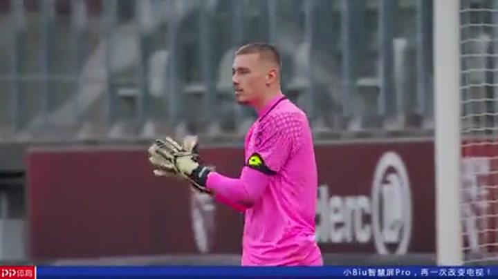 博涅克：莱万是过去二三十年里世界上最好的九号球员