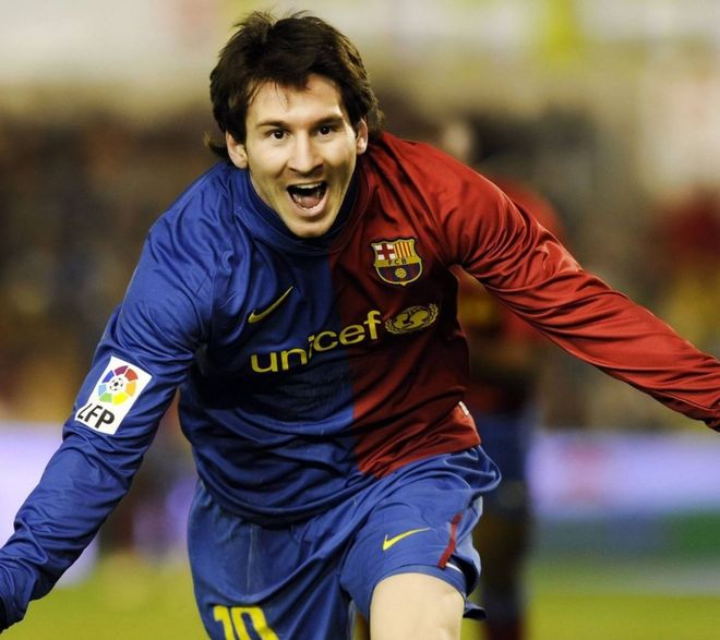 美记：塔图姆身边的人告诉我，他在努力争取本赛季复出